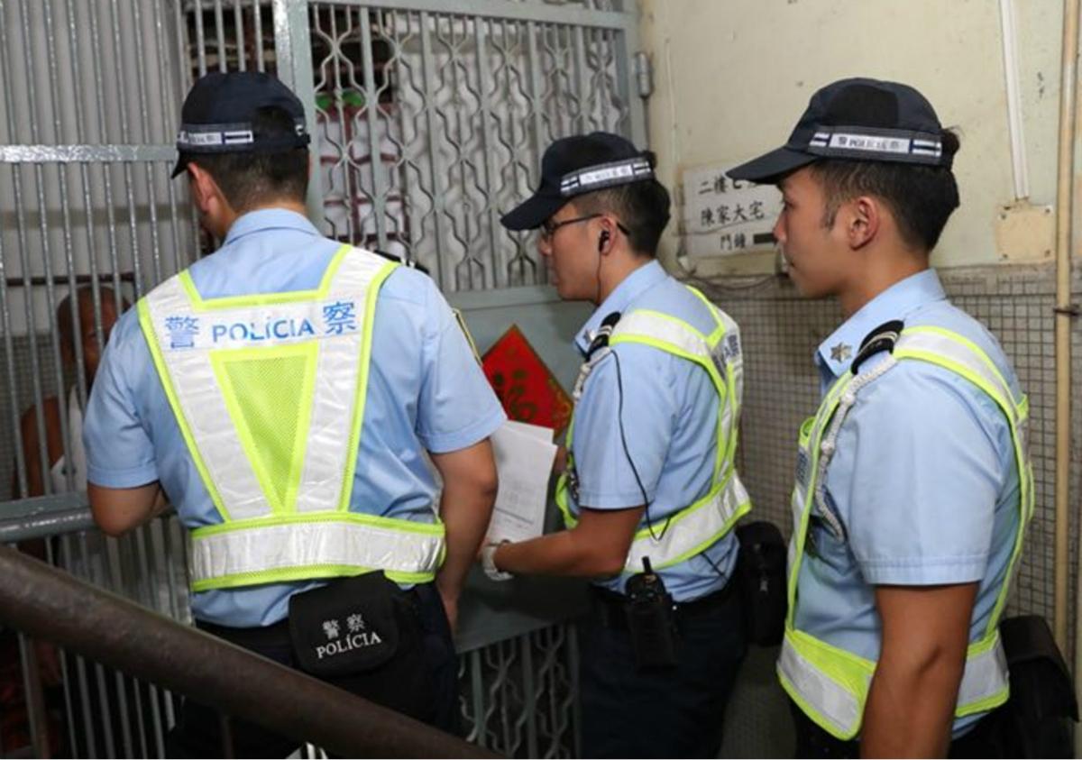 Macau police loan sharks casino debt