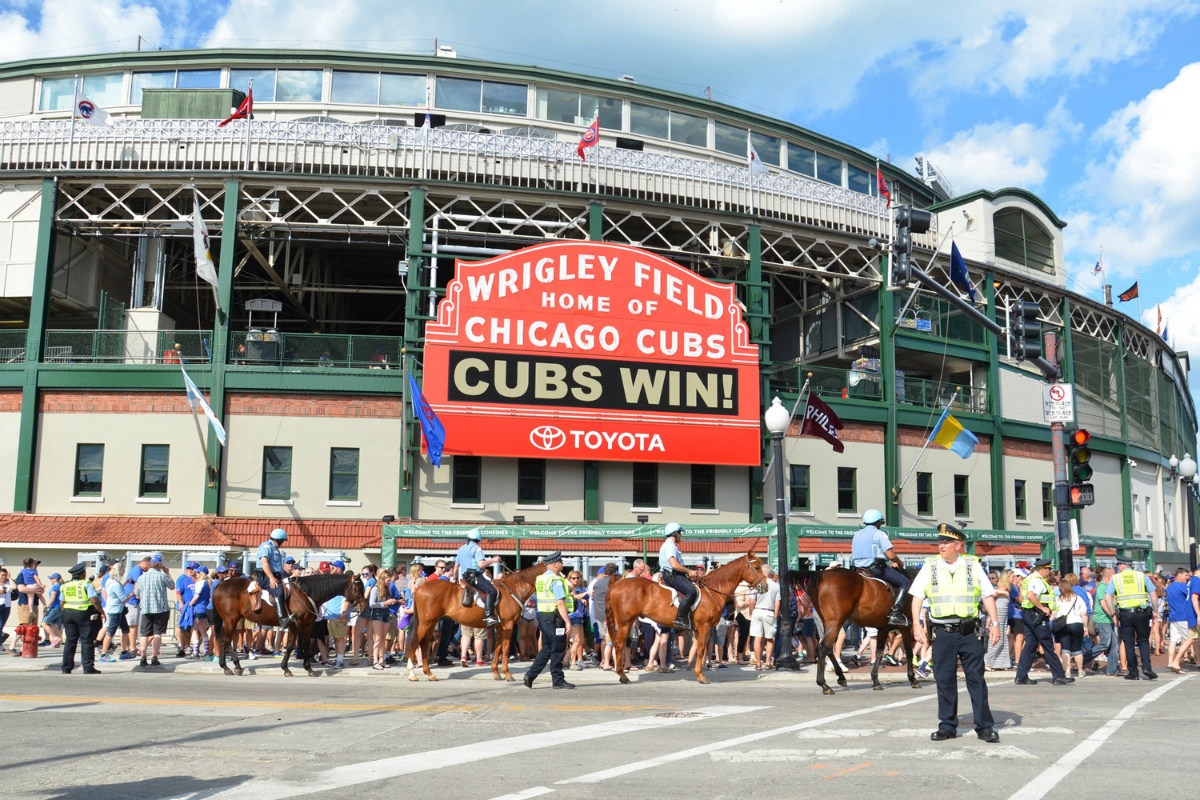 Chicago sports betting Wrigley Field