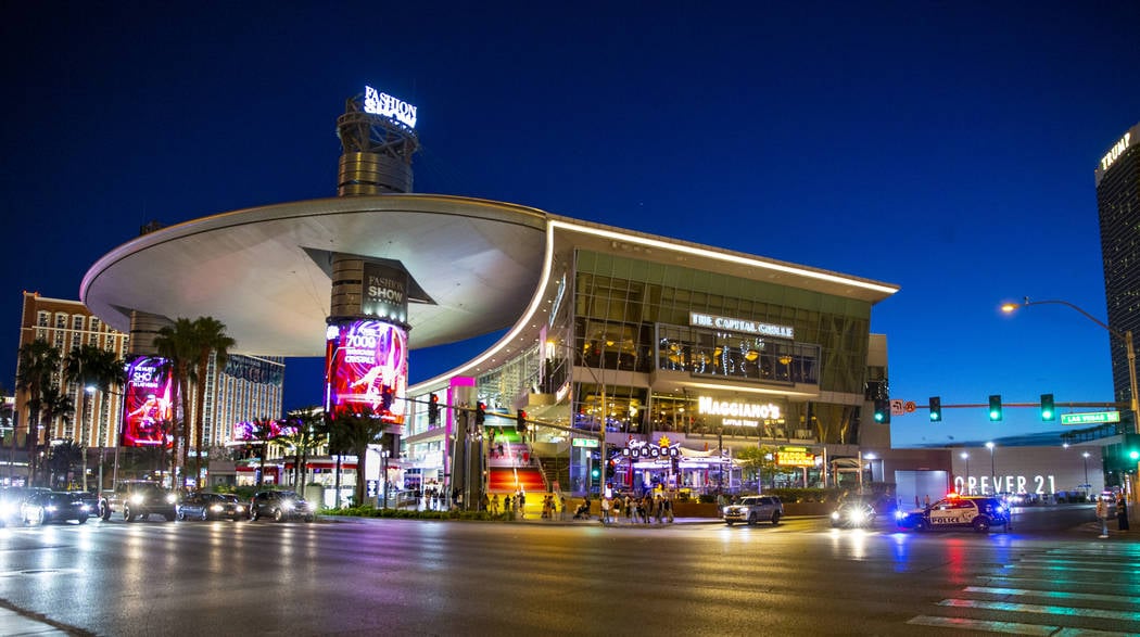 Fashion Show mall complies with 30-day shutdown in Nevada — PHOTOS