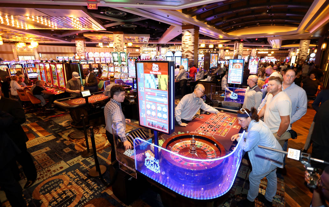 Massachusetts casinos Connecticut GGR