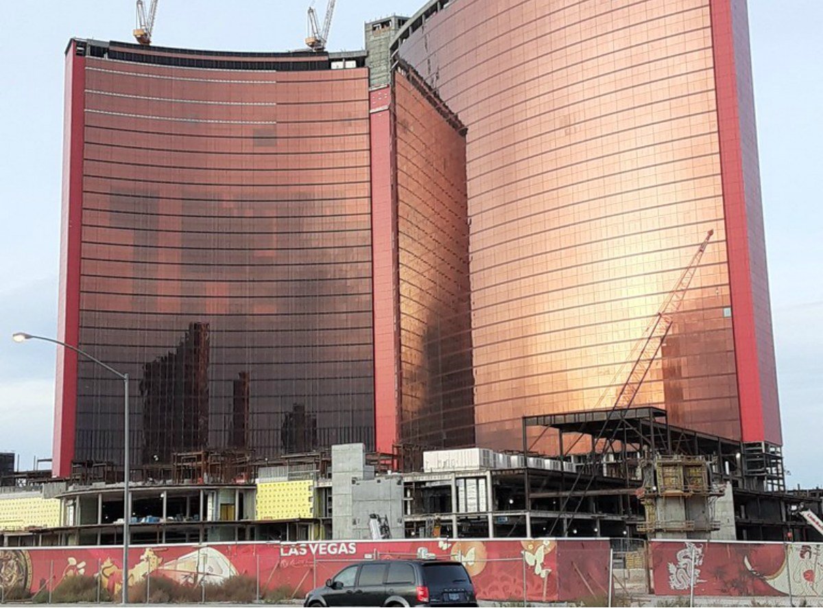 Resorts World Las Vegas Partners with Hilton, Returns Hotel Brand to Strip