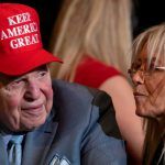 Sheldon Adelson Supports Trump Pandemic Response, Will Pay Sands Workers for Two Months