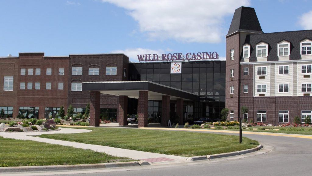 Iowa casinos reopen