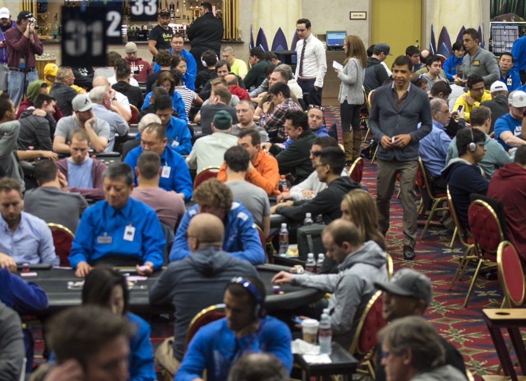 Los Angeles Card Clubs Are Pushing for Reopening Date