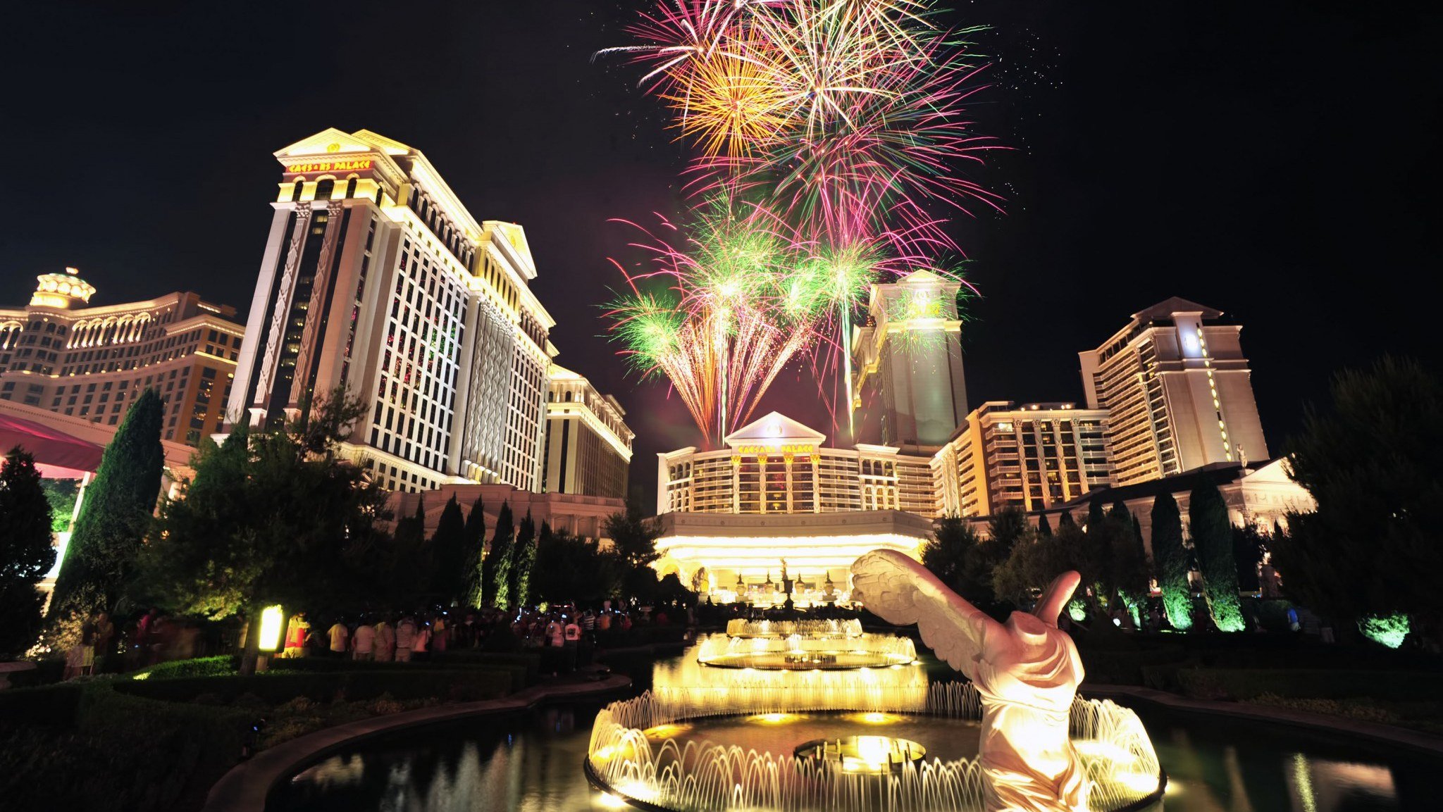 Caesars Palace, Flamingo to be First Caesars Venues to Reopen in Vegas