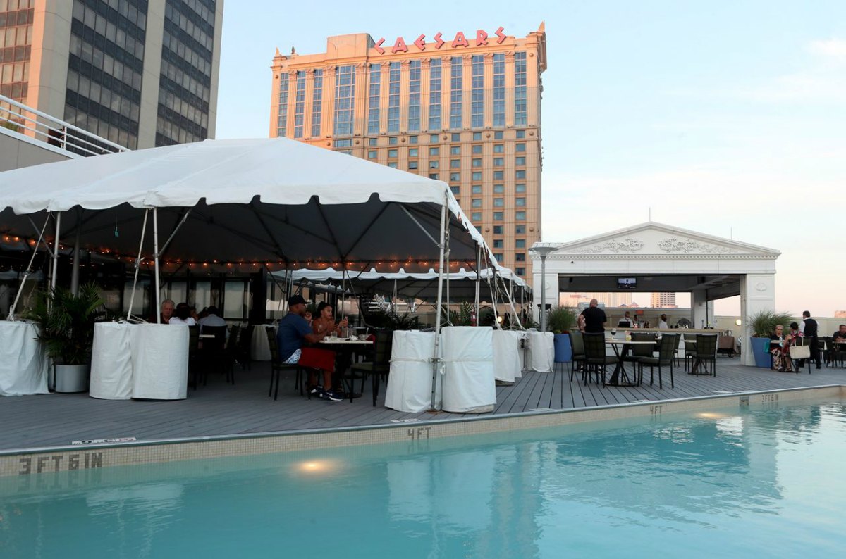 Atlantic City casinos indoor dining
