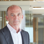 theScore Graduates to Nasdaq, Announces 5 Million-Share US IPO