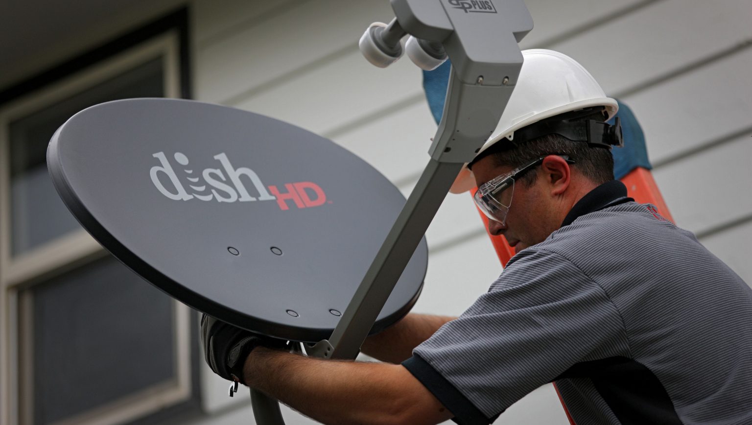 DISH Network, DraftKings Bringing Betting Options Straight to Viewers