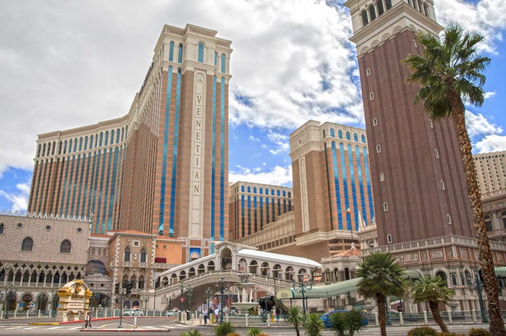 Venetian Las Vegas Sold to Private Equity Firm Apollo Global, VICI