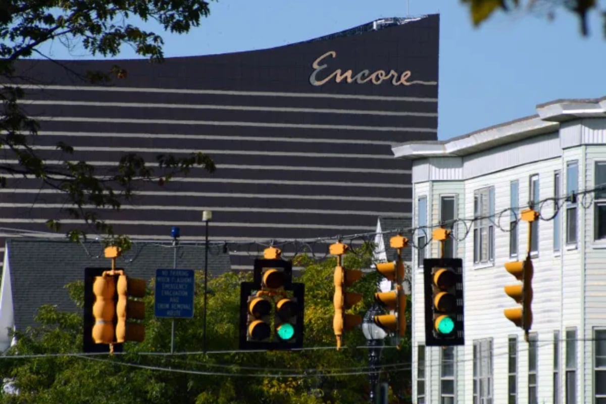 Massachusetts casino Encore GGR