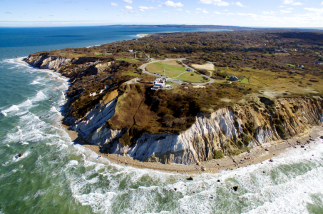 Massachusetts casino Wampanoag Martha's Vineyard