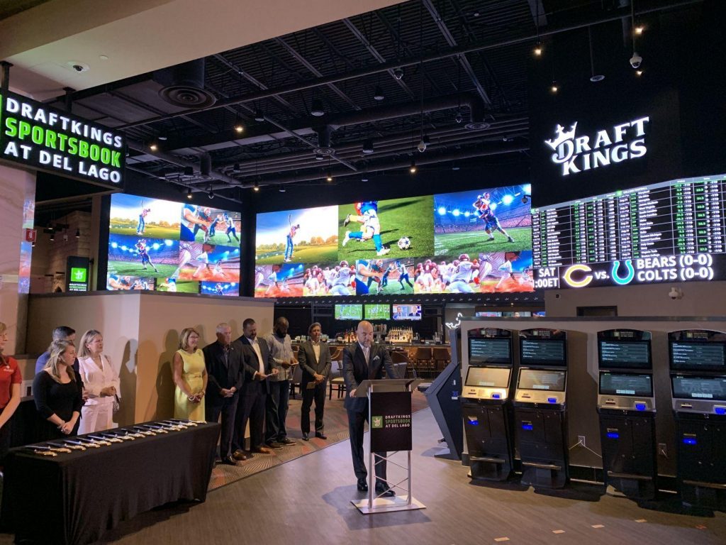 DraftKings Stock Hammered as Three Analysts Cut Price Targets