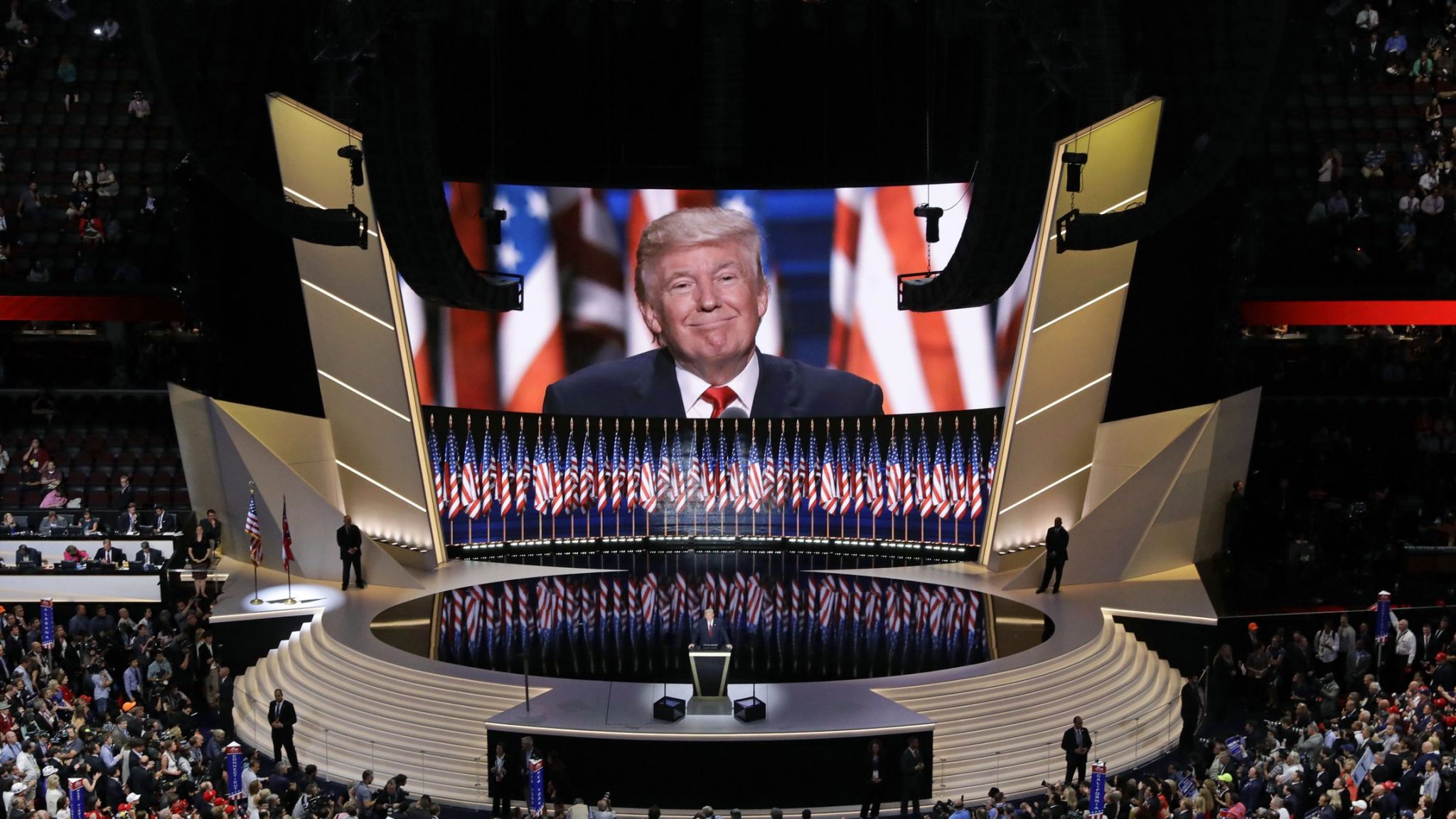 Vegas Seeks to Trump Other Cities for 2024 GOP National Convention