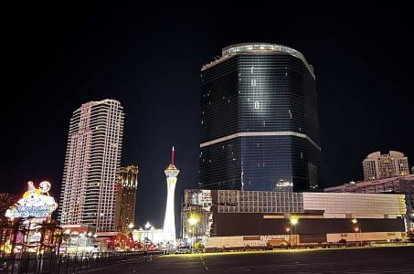 Fontainebleau Las Vegas casino Koch