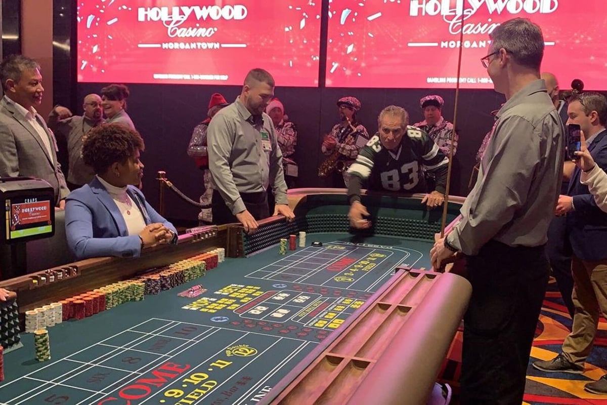 Penn National Gaming Opens Hollywood Morgantown Casino