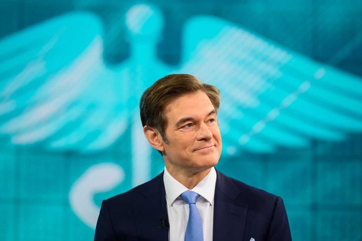 Dr. Oz Senate Odds Strong, TV Doc Betting Frontrunner in Pennsylvania