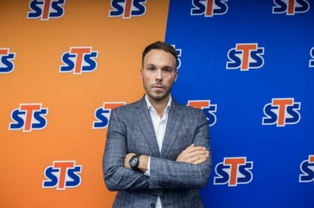 Mateusz Juroszek STS Holding