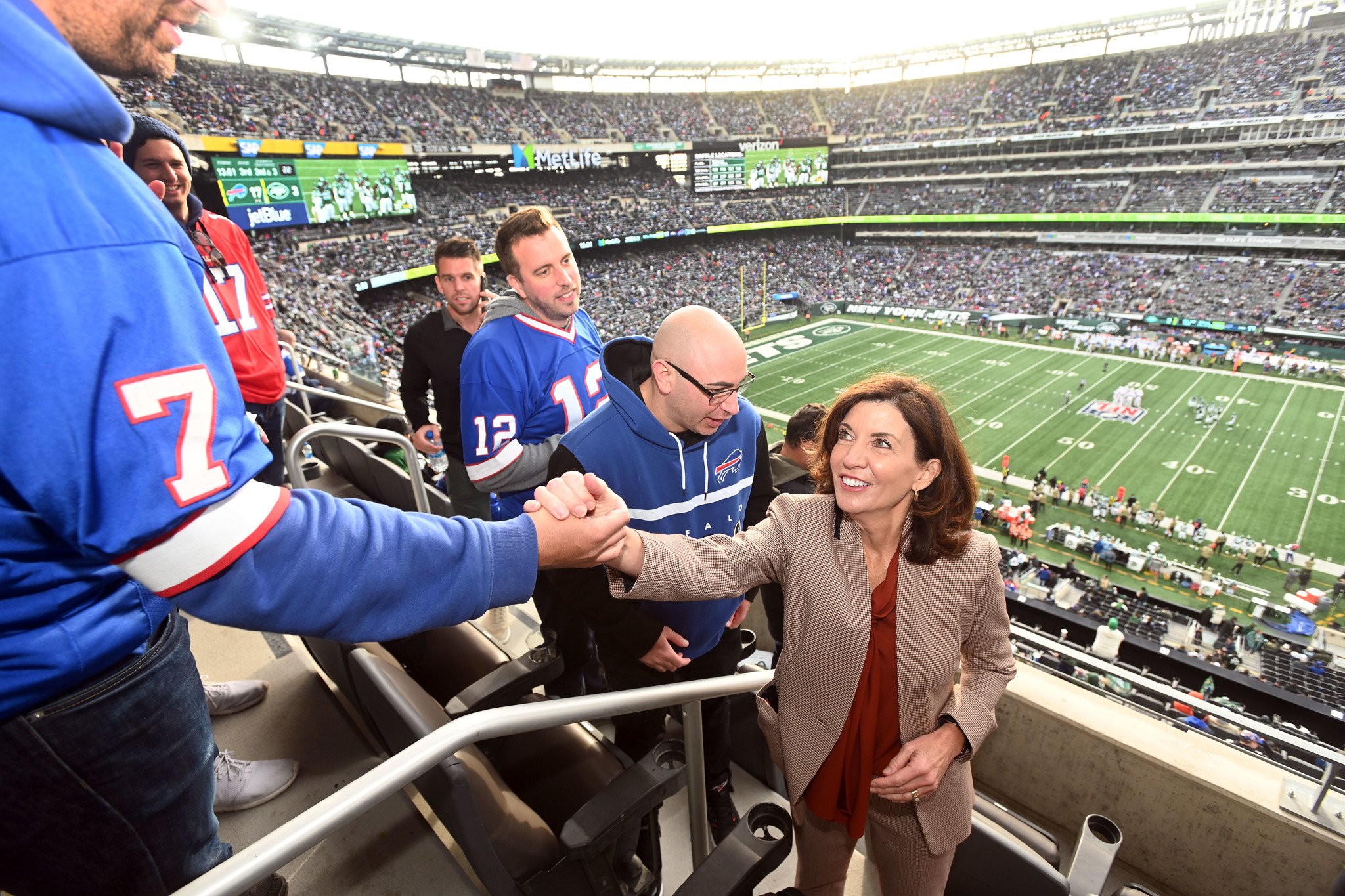 NY Jets Have a Mini QB Controversy As Heavy Underdogs vs. Buffalo Bills