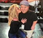 Britney Spears gives a kiss to Donny Davis 