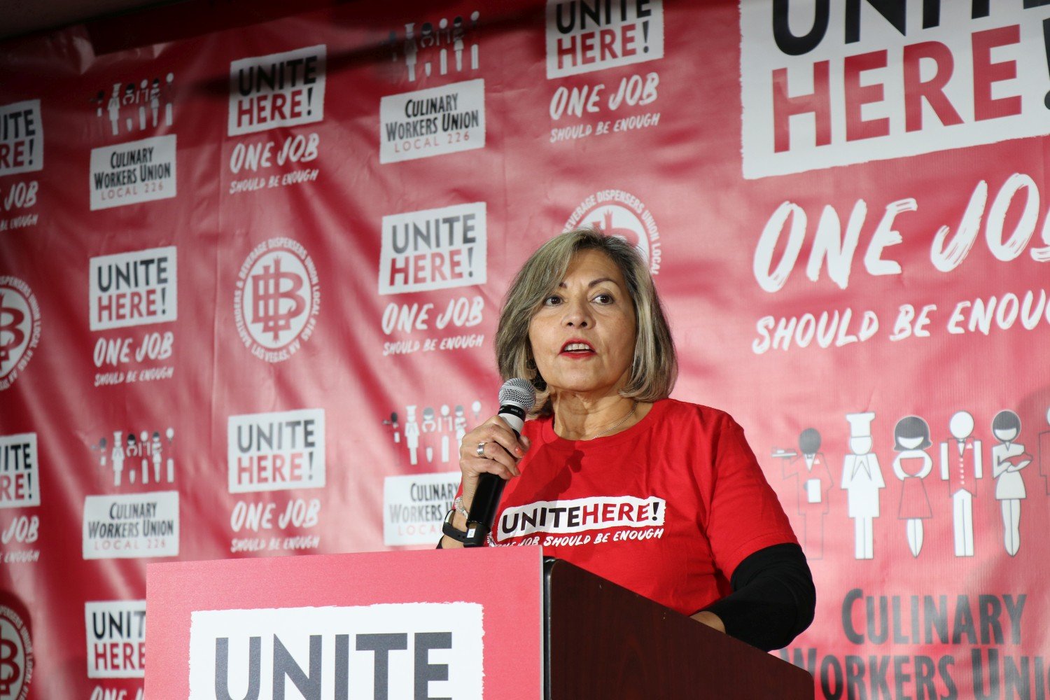 Culinary Union Leader Announes Her Retirement