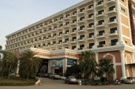Genting Crown Casino in Poipet, Cambodia Sees Thai Man Fall to Death
