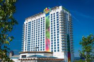 Margaritaville Casino Robbers Suffer Life-Threatening Injuries in Crash