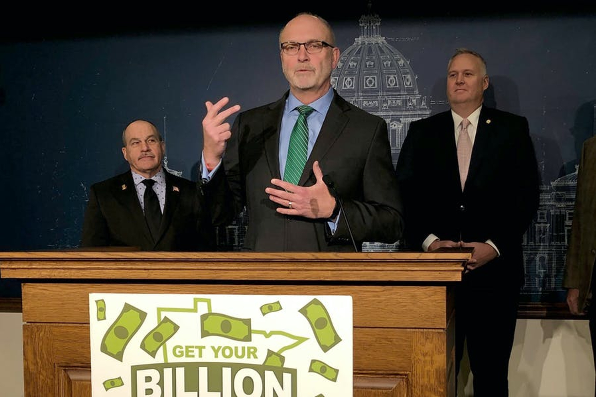Minnesota To Help Bring Sports Betting To The Midwest