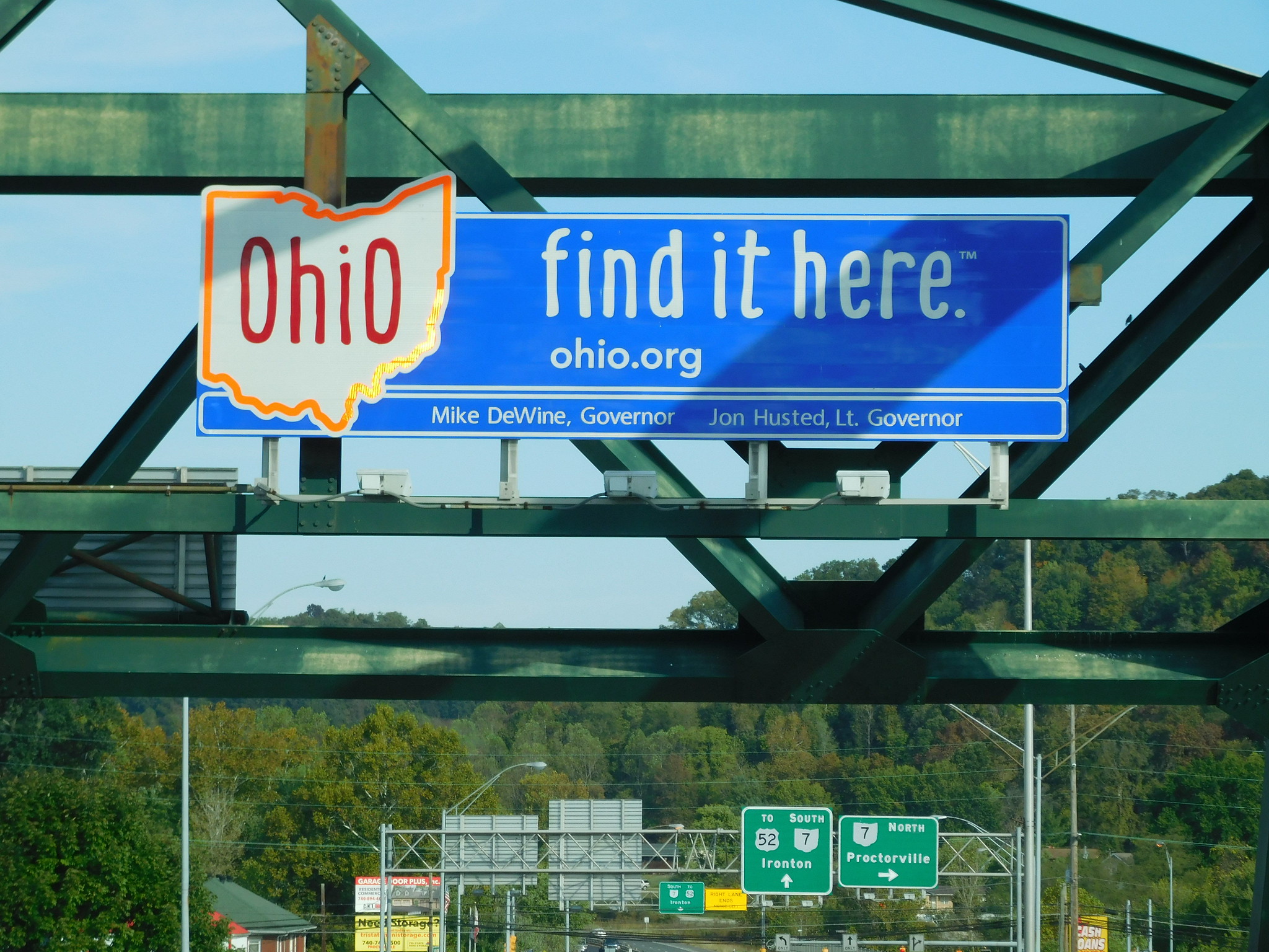 Welcome to Ohio sign