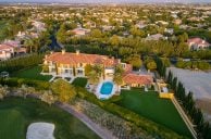 Steve Wynn Sells Las Vegas Mansion on ‘Billionaire’s Row’ at Deep Discount