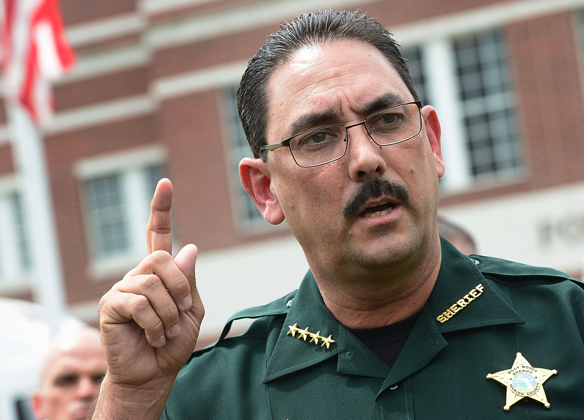 Kedai Pakaian Florida Didakwa ‘Depan’ untuk Bilik Permainan, Pengendali Menghadapi 16 Kiraan