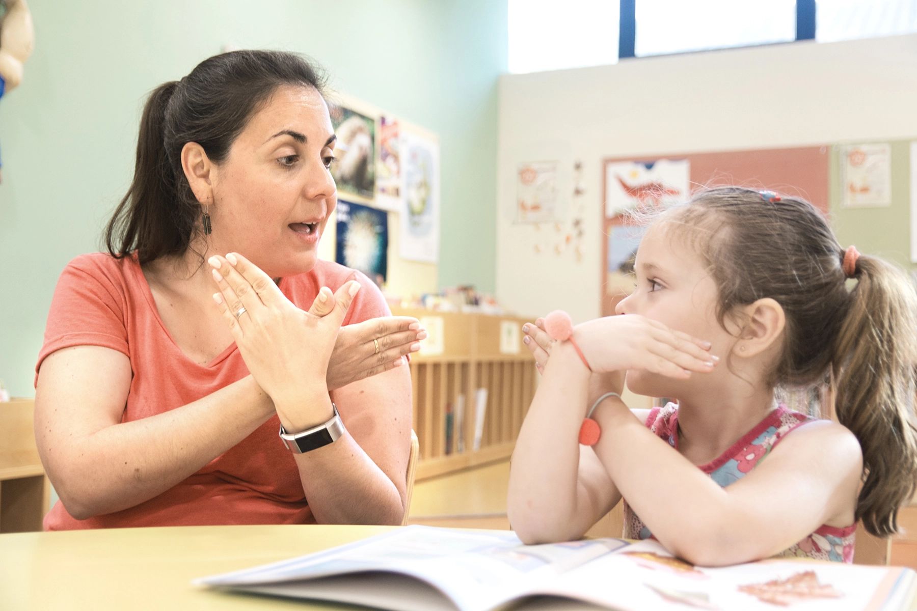 Teacher teaches sign language in Spain