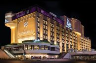 Cromwell Casino Visitor Relays Fake Bomb Threat to Return to Jail, Vegas Cops Reveal