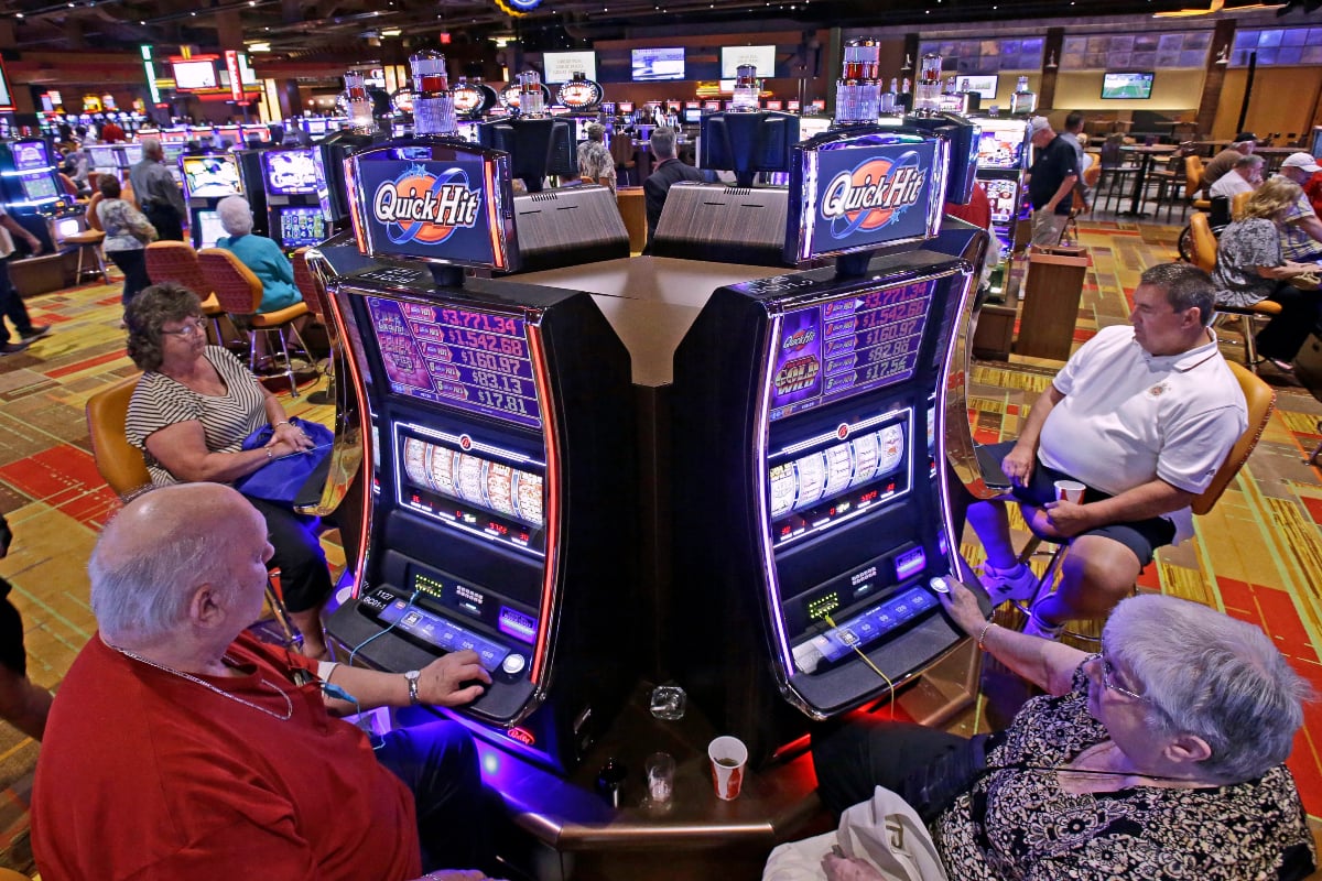 Pennsylvania gaming industry casino revenue GGR