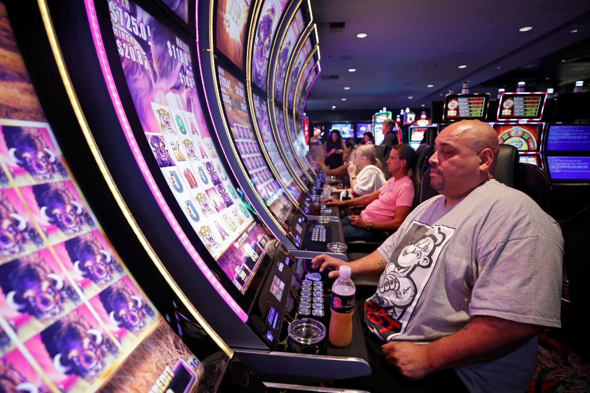 US casinos GGR gaming revenue win