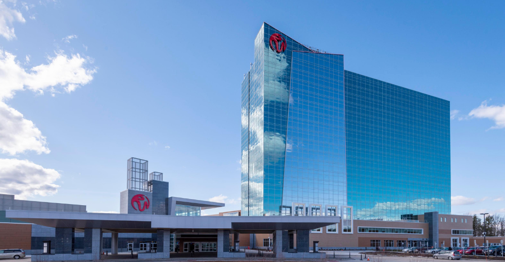 Kasino Resorts World Catskills Melihat Ditikam di Lobi, Suspek di Lam