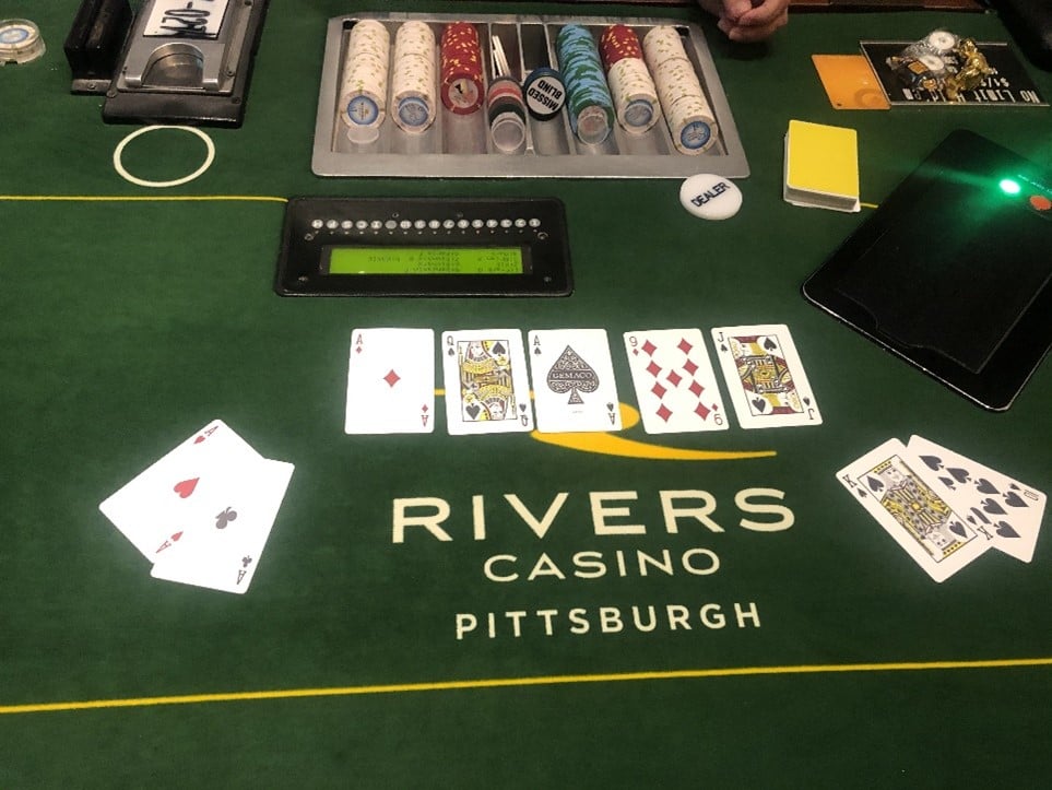 Pukulan Tidak Sangat Buruk: Kehilangan Tangan Empat Ace Mencetuskan Jackpot .2J di Rivers Pittsburgh