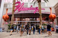 Flamingo Las Vegas Guest Allegedly Tasered, Robbed by Woman in Hotel Room