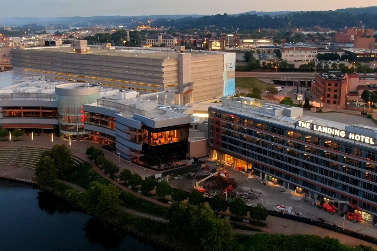 Rivers Casino Pittsburgh hotel The Landing Pennsylvania