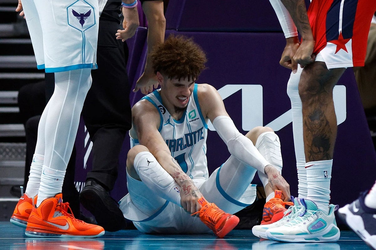 LaMelo Bal Ankle Injury sprained Charlotte Hornets