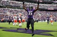 NFC, AFC Division Leaders Meet in Crucial ‘Thursday Night Football’ Matchup