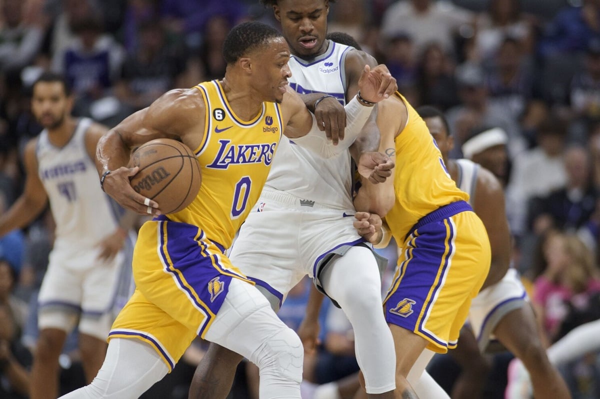 Russel Westbrook cedera hamstring Lakers Sixth Man