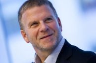 Fertitta Lawyer Says He’ll Remain Passive Wynn Investor — For Now