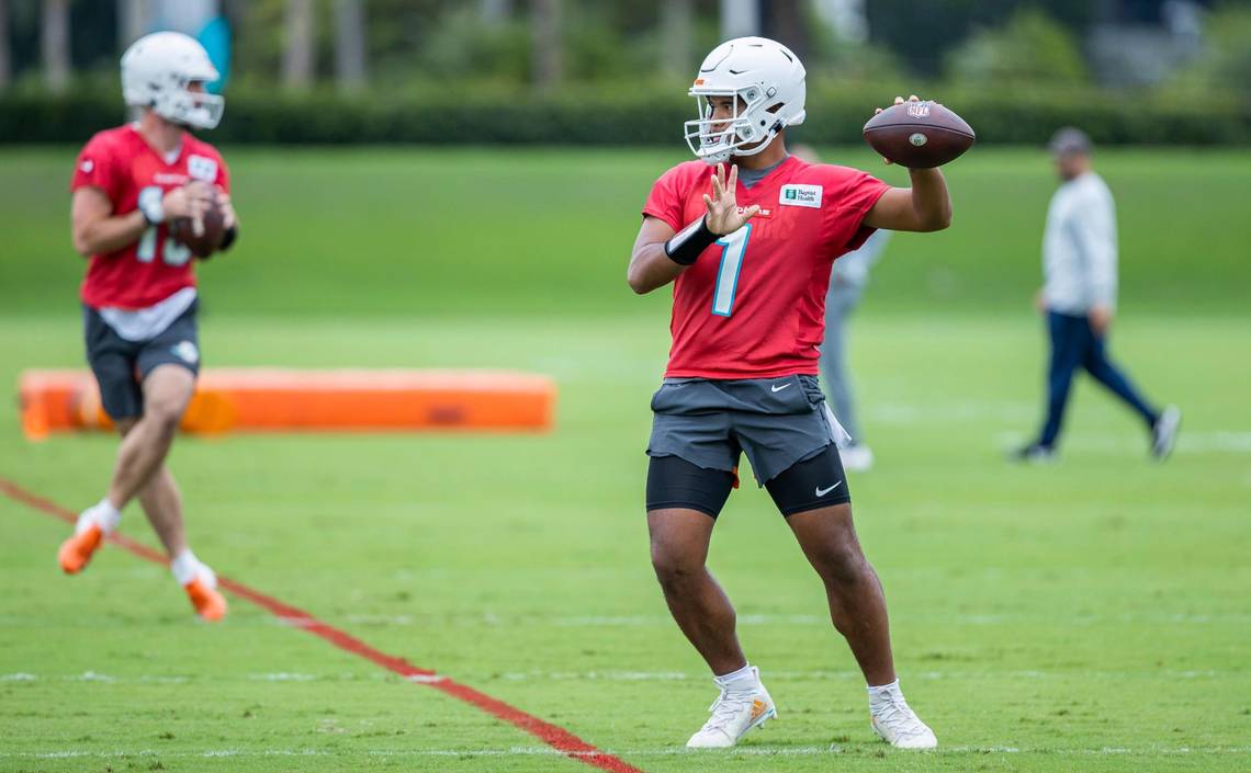 Tua Tagovailoa Miami Dolphins Clears Concussion protocol Week 7 Steelers