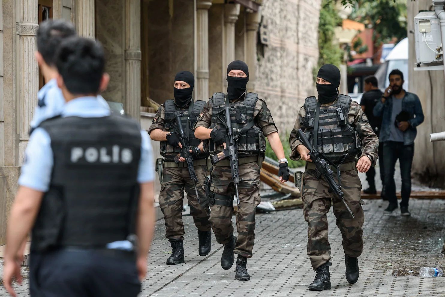 polisi Turki