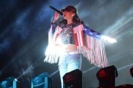 Rhianna Bets at the Super Bowl Include Multiple Options