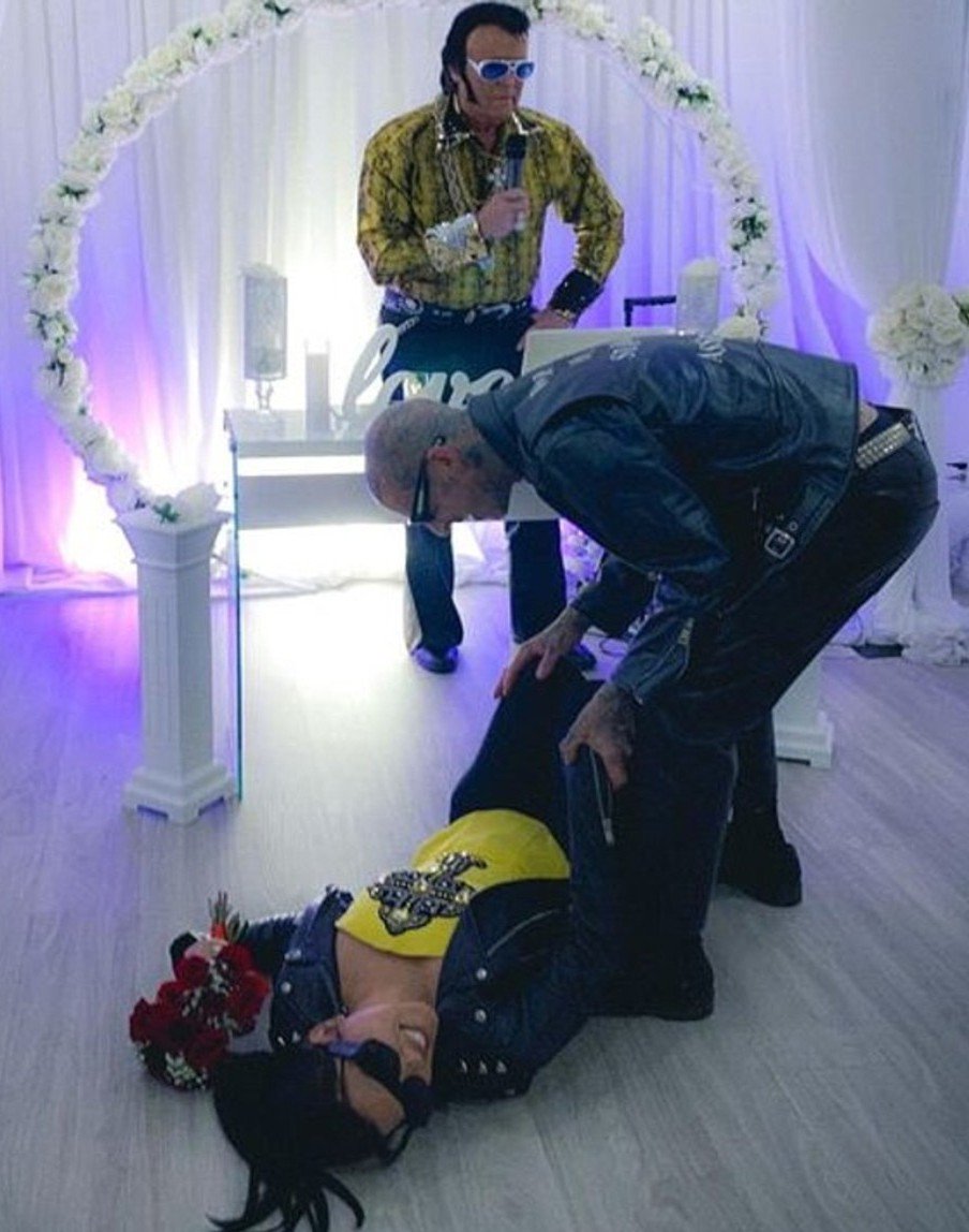 Pernikahan Kourtney Kardashian Travis Barker di Las Vegas