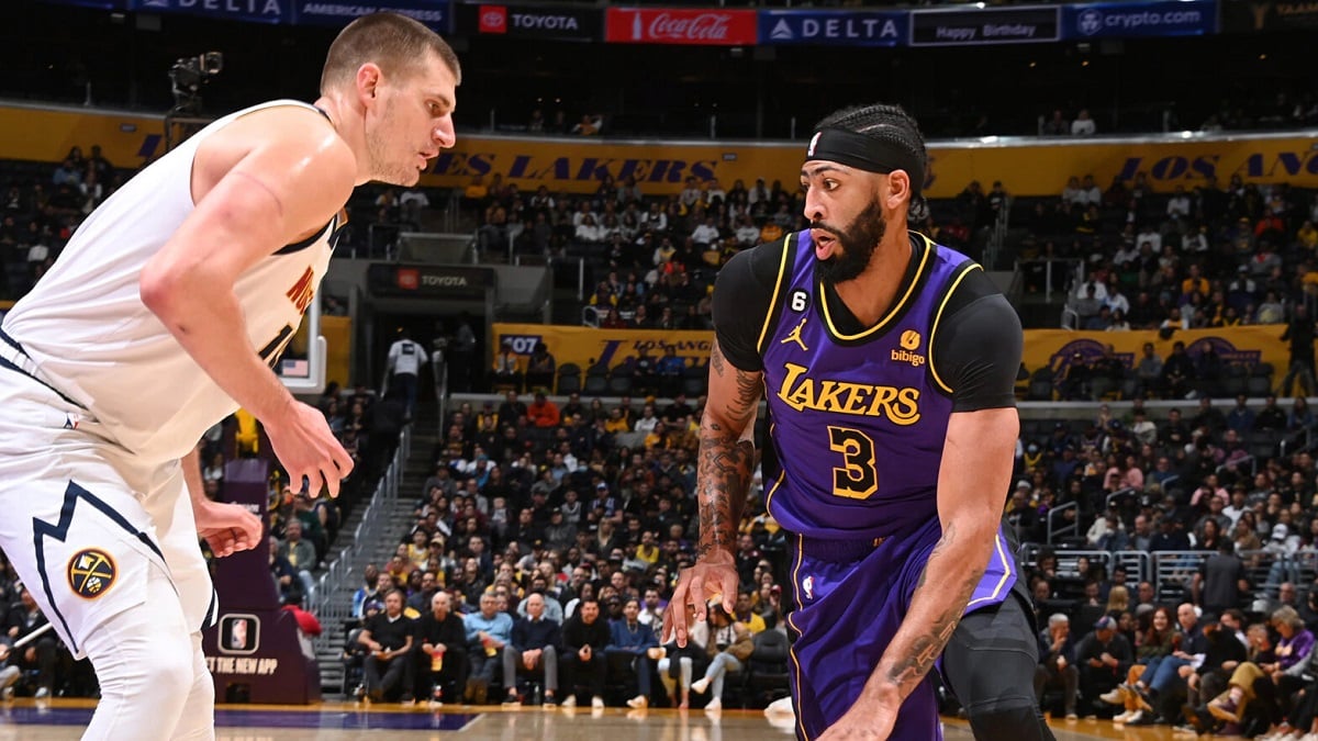 Lakers Anthony Davis blessure au pied Nuggets