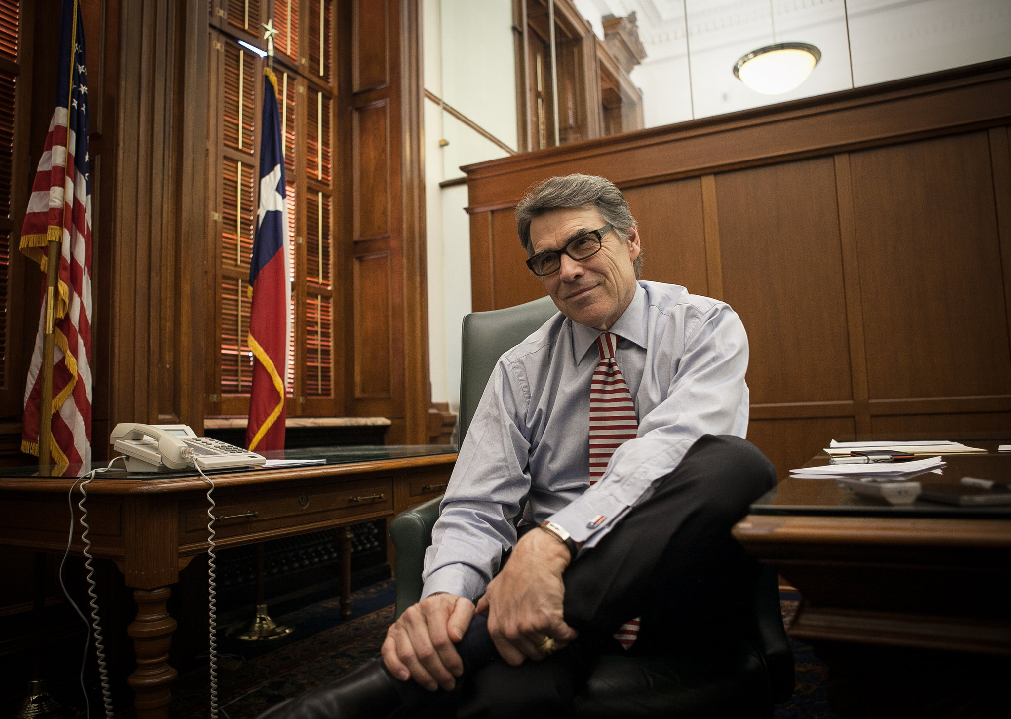 Perry Renews Call For Texas To Legalize Mobile Sports Betting