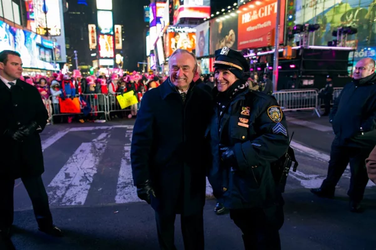 New York casino NYPD commissioner Bratton