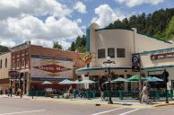 Deadwood Gaming Regulators Expand Probe of Mustang Sally’s, Allege More Illegal Bets